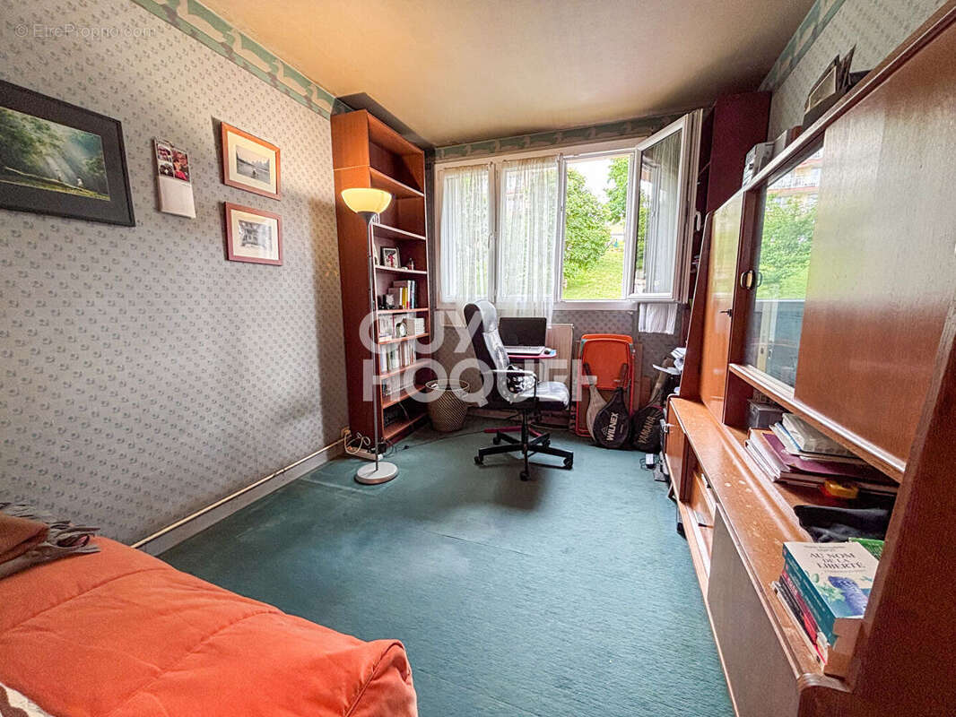 Appartement à CORBEIL-ESSONNES