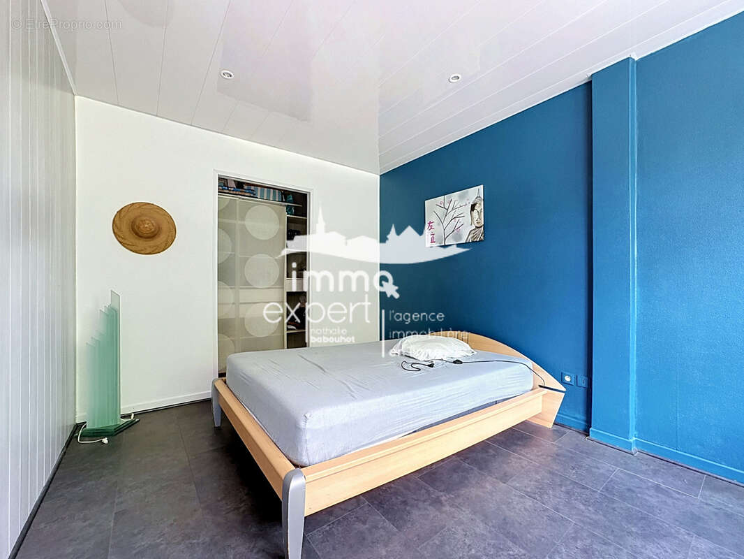 Appartement à MIRECOURT
