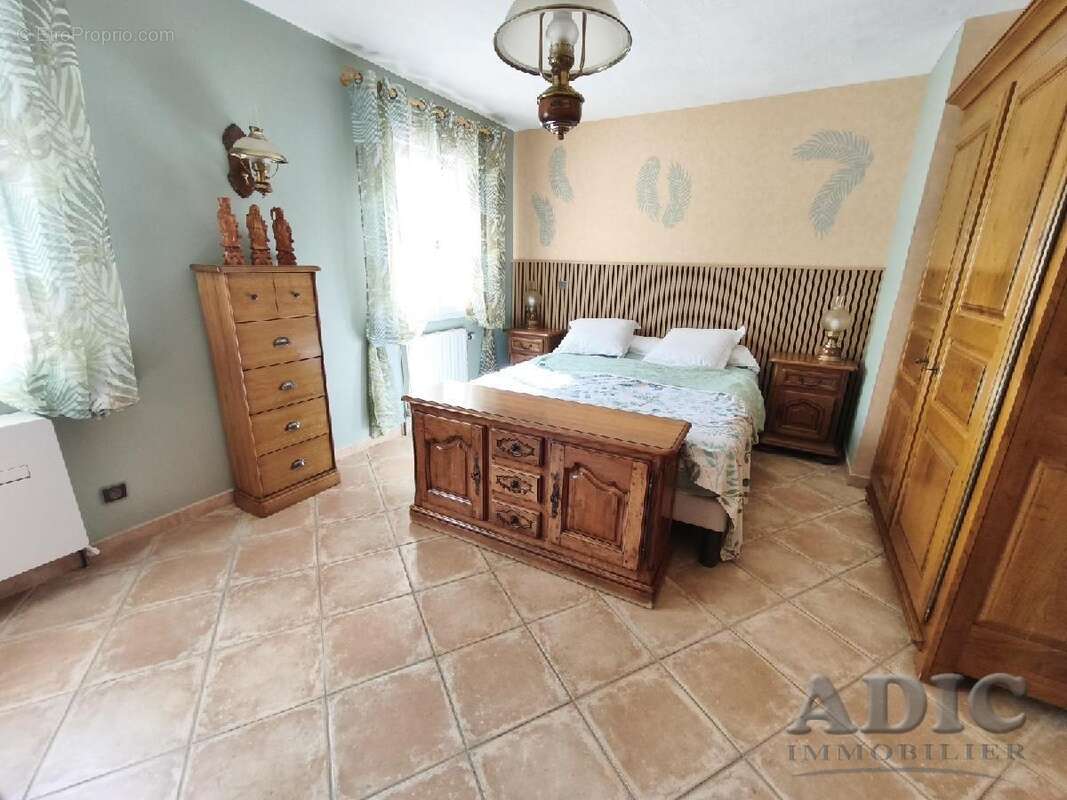 Maison 147 m² à Saint-Pathus  - photo 7