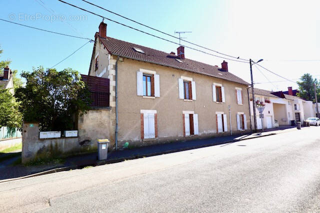 Appartement à SANCERGUES