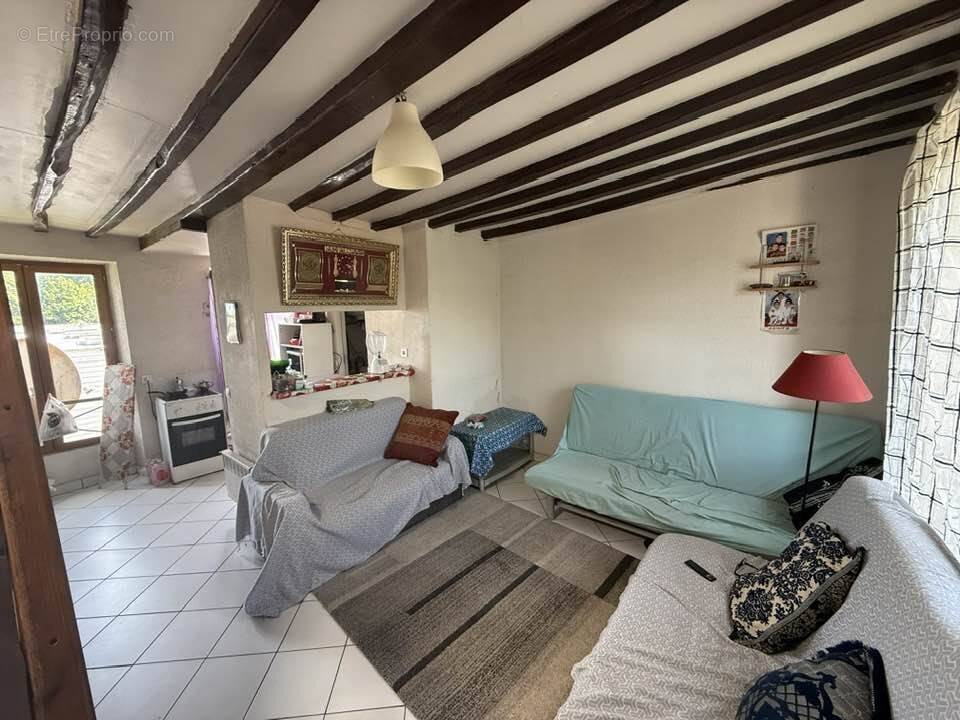 Appartement à CORBEIL-ESSONNES