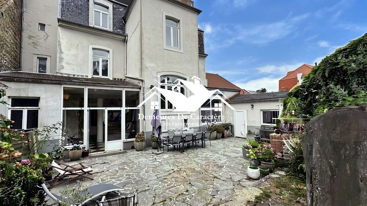 Maison à SAINT-LEONARD