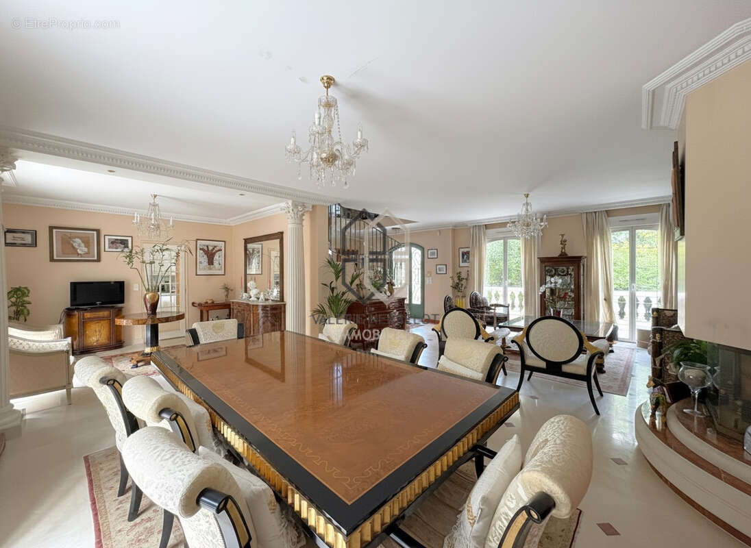 Maison à LE PLESSIS-TREVISE