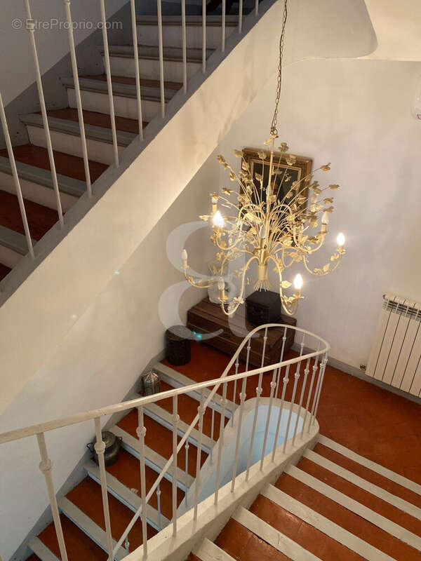 Maison à PERNES-LES-FONTAINES