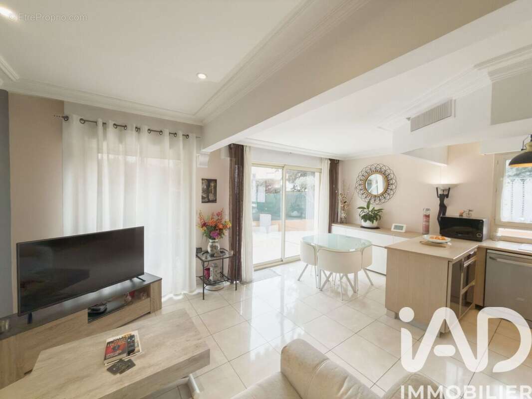 Photo 3 - Appartement à LA VALETTE-DU-VAR