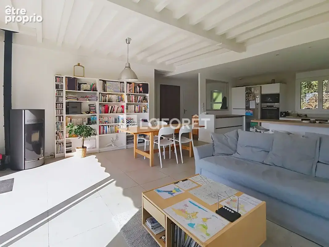 Maison de plain-pied 140 m², genay au calme avec grand terrain arboré - photo 7