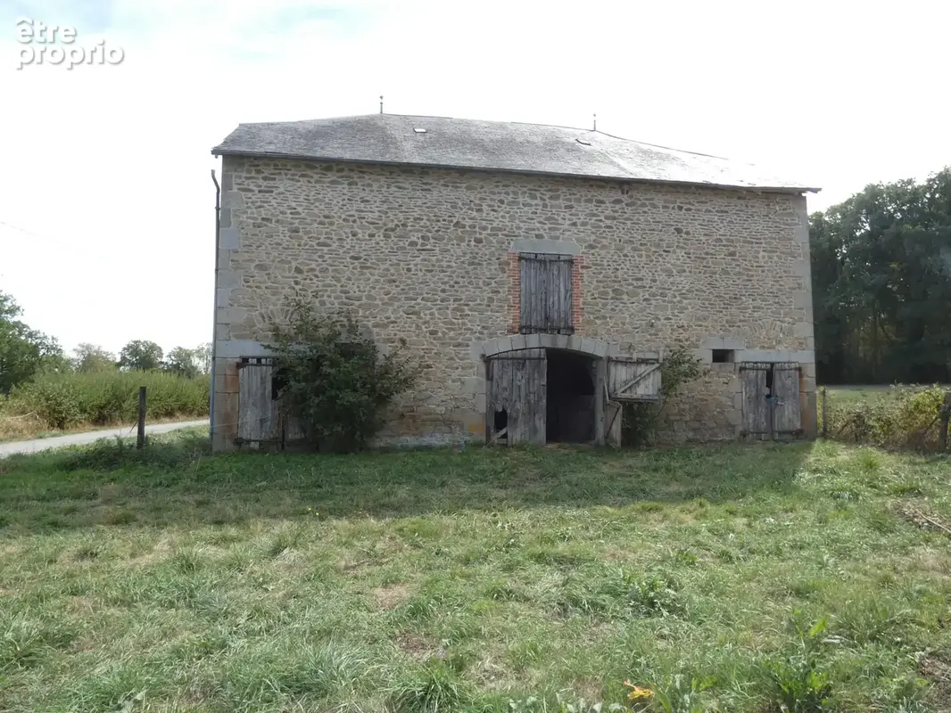 Maison 1 pièce 262 m² à vendre à Cressat (23140) - photo 4