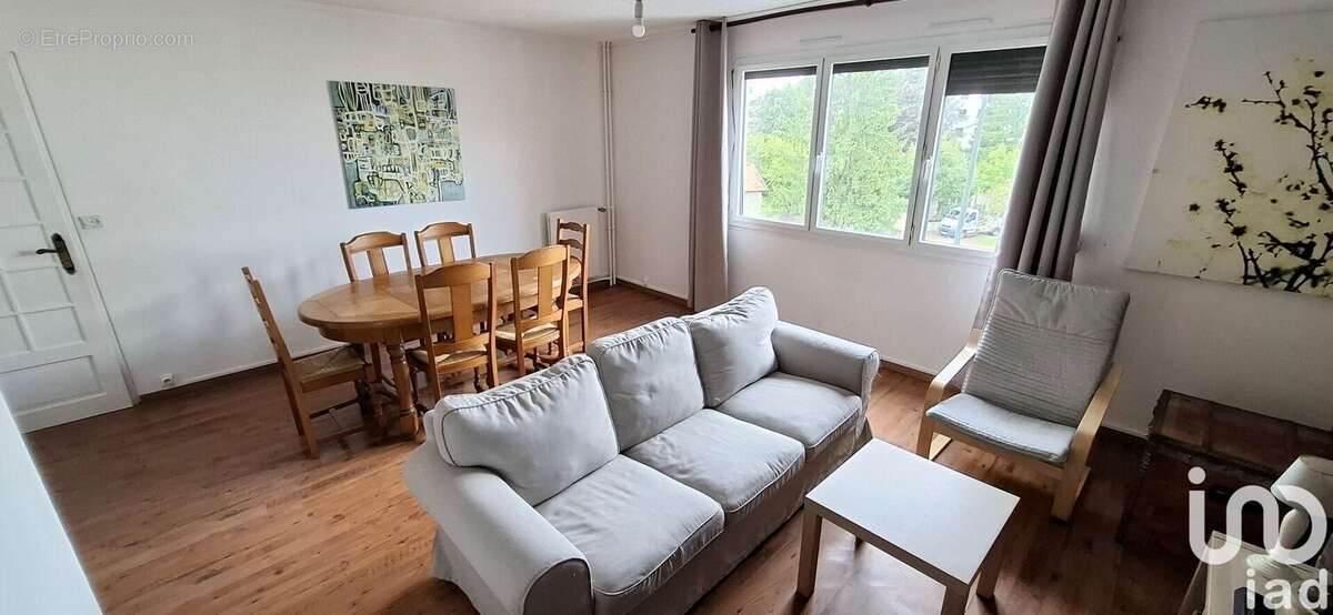 Photo 2 - Appartement à SENS