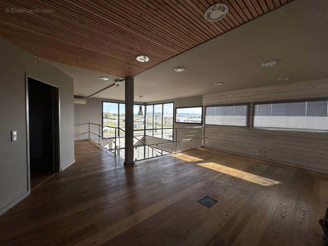 Commerce à FREJEVILLE