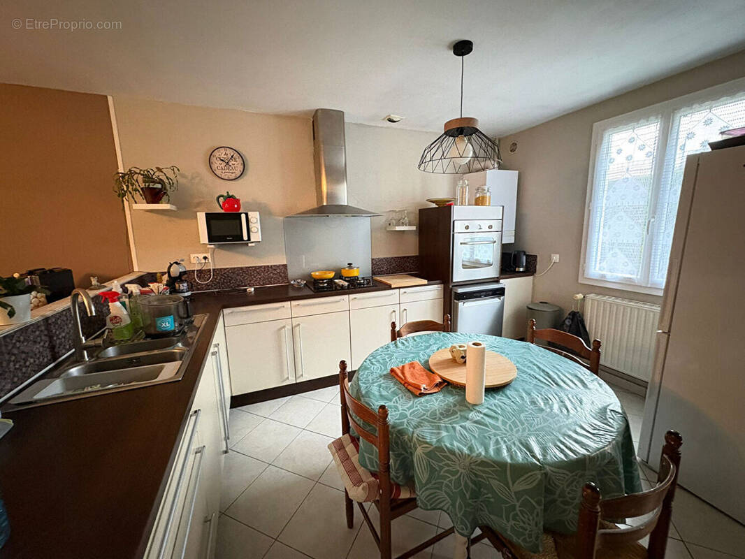 Maison à SAINTE-GENEVIEVE