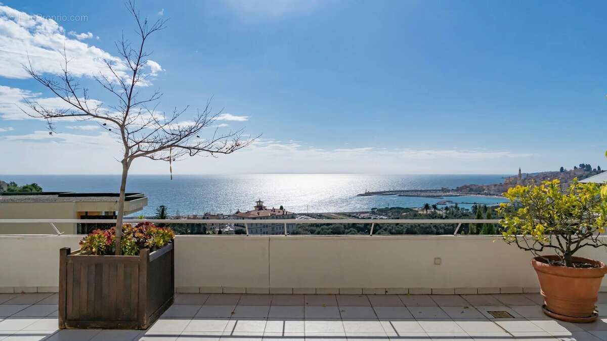 Appartement à MENTON