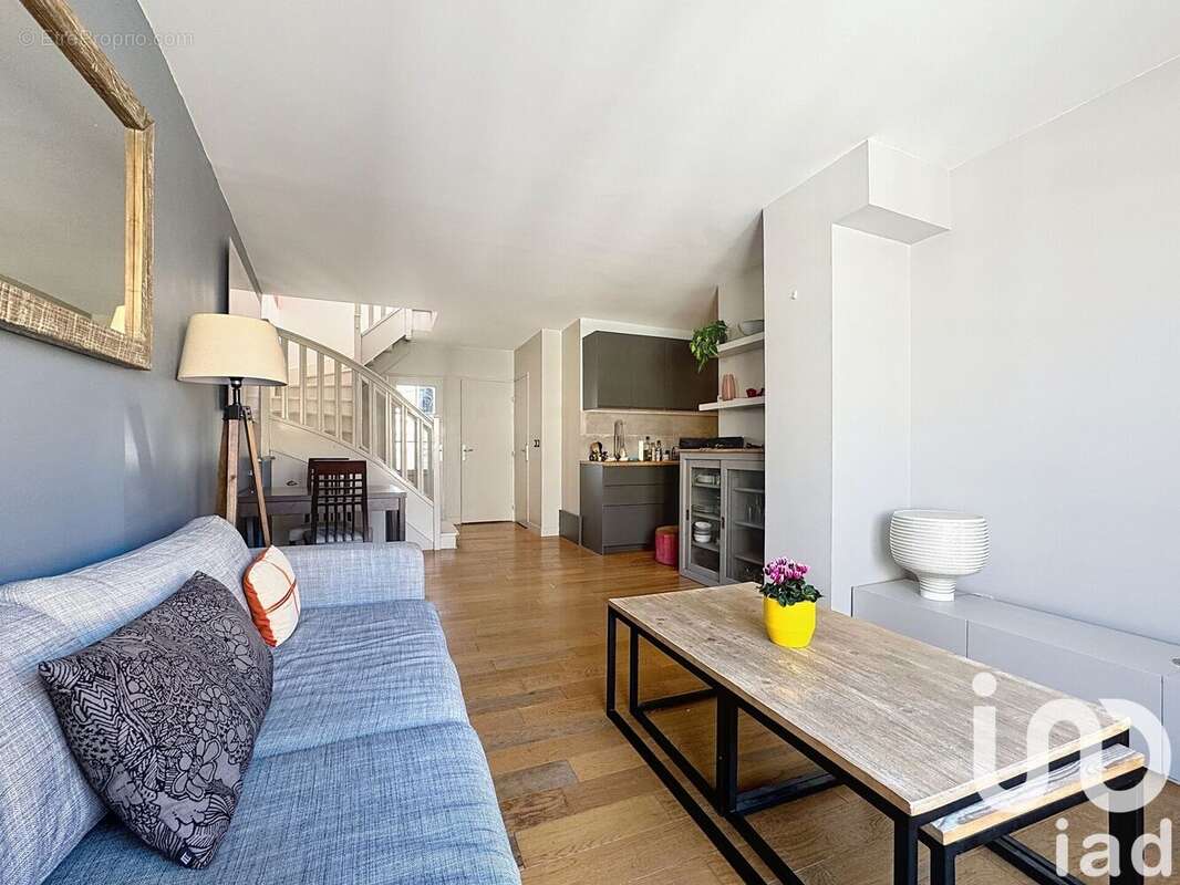 Photo 8 - Appartement à PARIS-18E