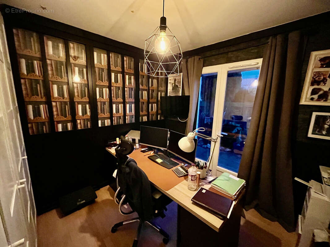 Maison à BORMES-LES-MIMOSAS