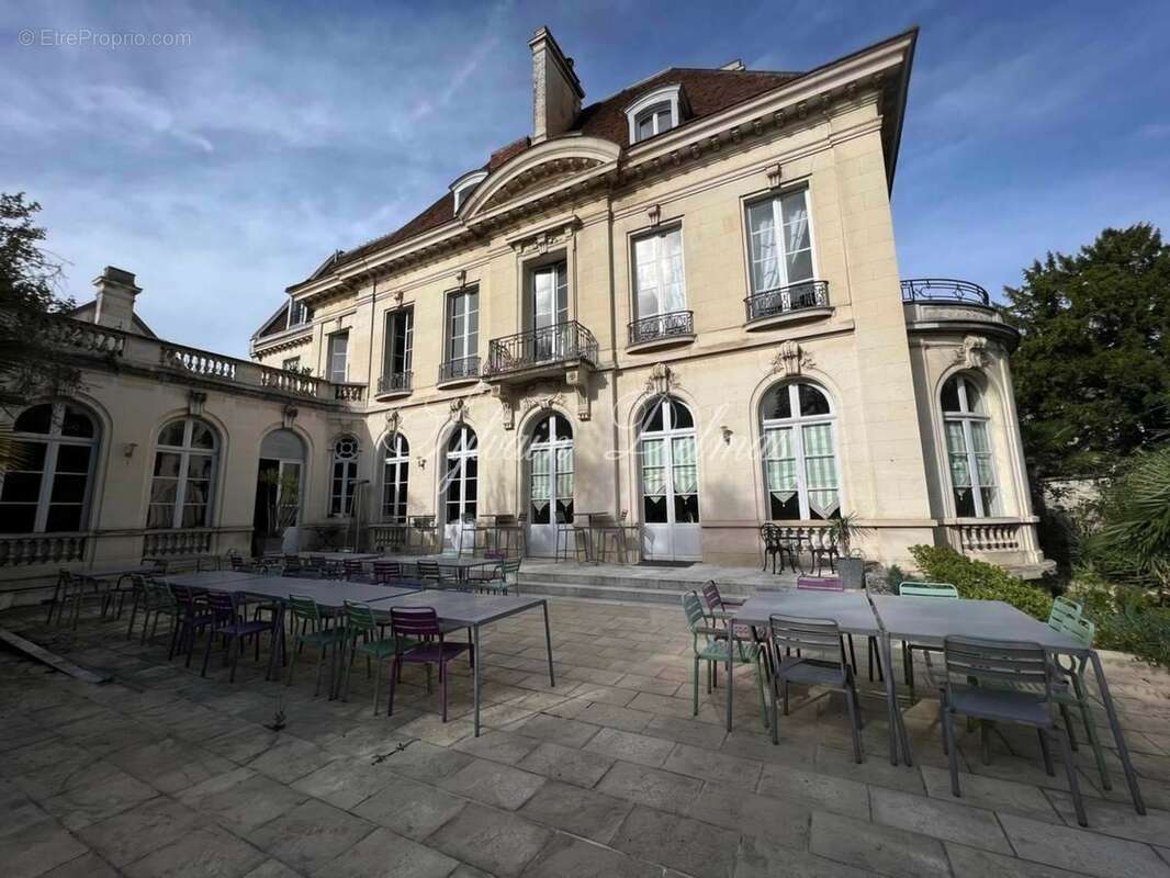 Propriete à vendre 25 pièces proche de POITIERS (86) - photo 2