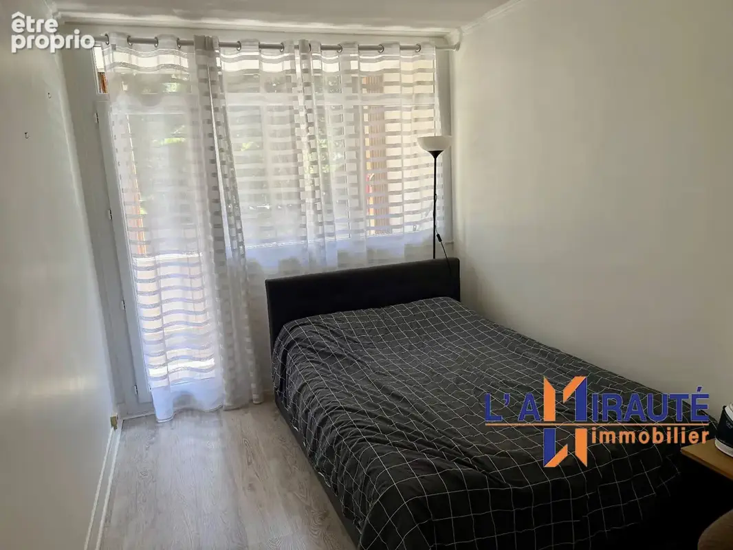 Appartement Maisons Laffitte 4 pièce(s) 65 m2 - photo 5