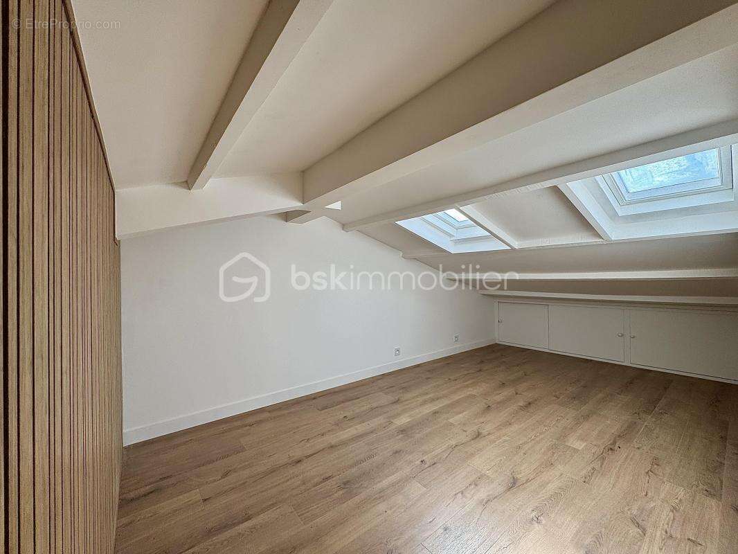 Appartement à MOUGINS