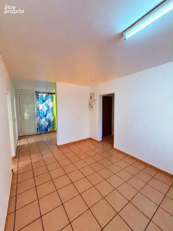 Appartement F4 à Sainte-Marie, résidence calme, proche de toutes commodités - photo 3