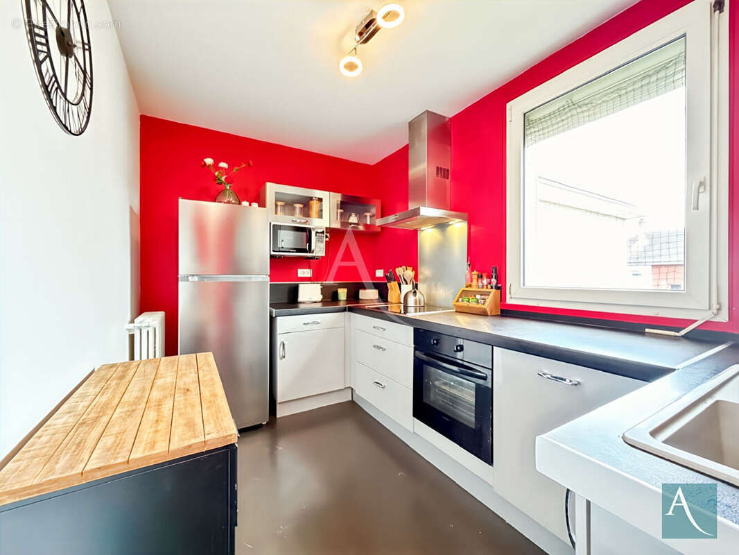 Appartement 2 pièces - 50 m² - Dernier étage, calme, cave - Brétigny-sur-Orge 91220 - photo 2