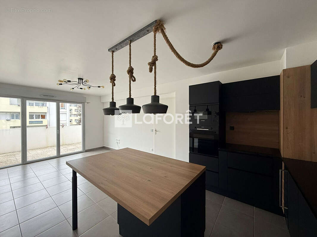T3 62 m² env. Bayonne ? Dernier étage, terrasse, parking - photo 2