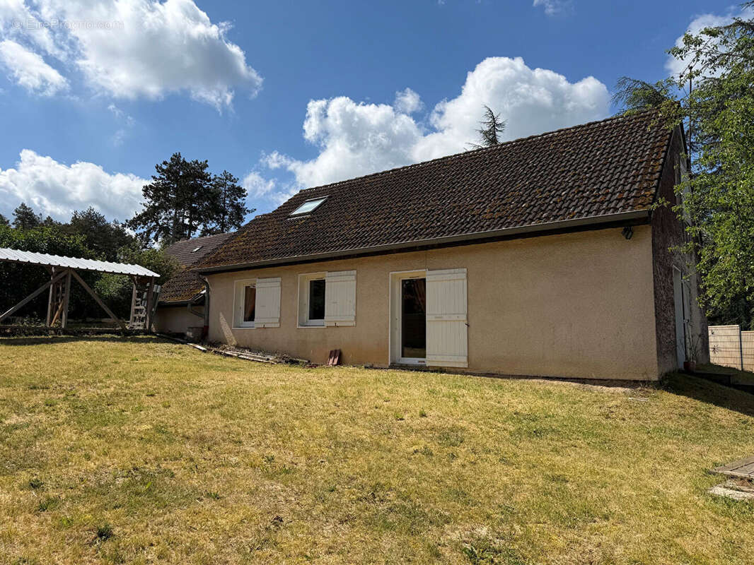 Maison à MERCUREY