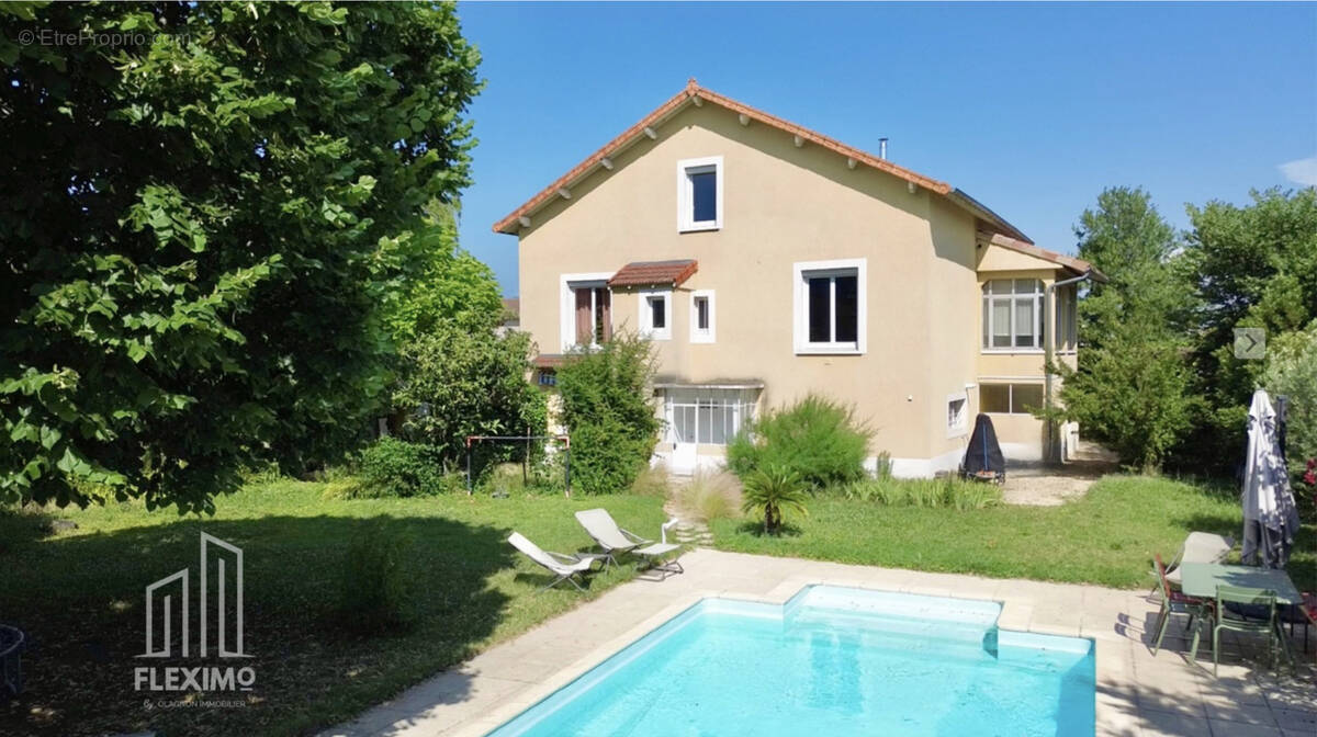 Maison à GUILHERAND-GRANGES