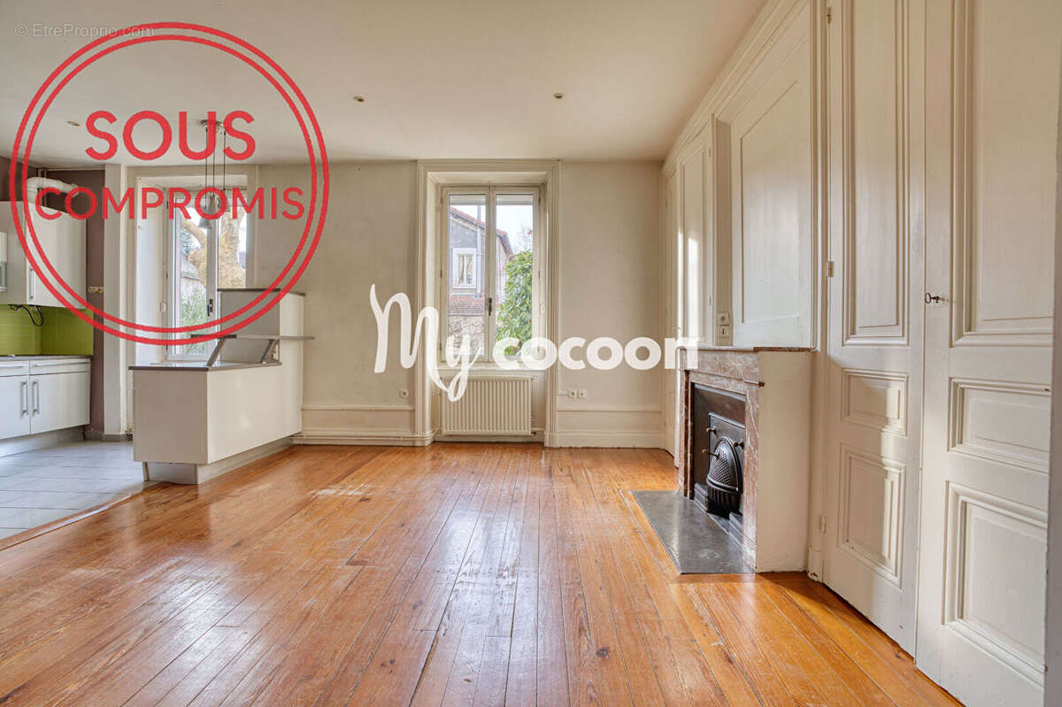 Appartement à LYON-8E