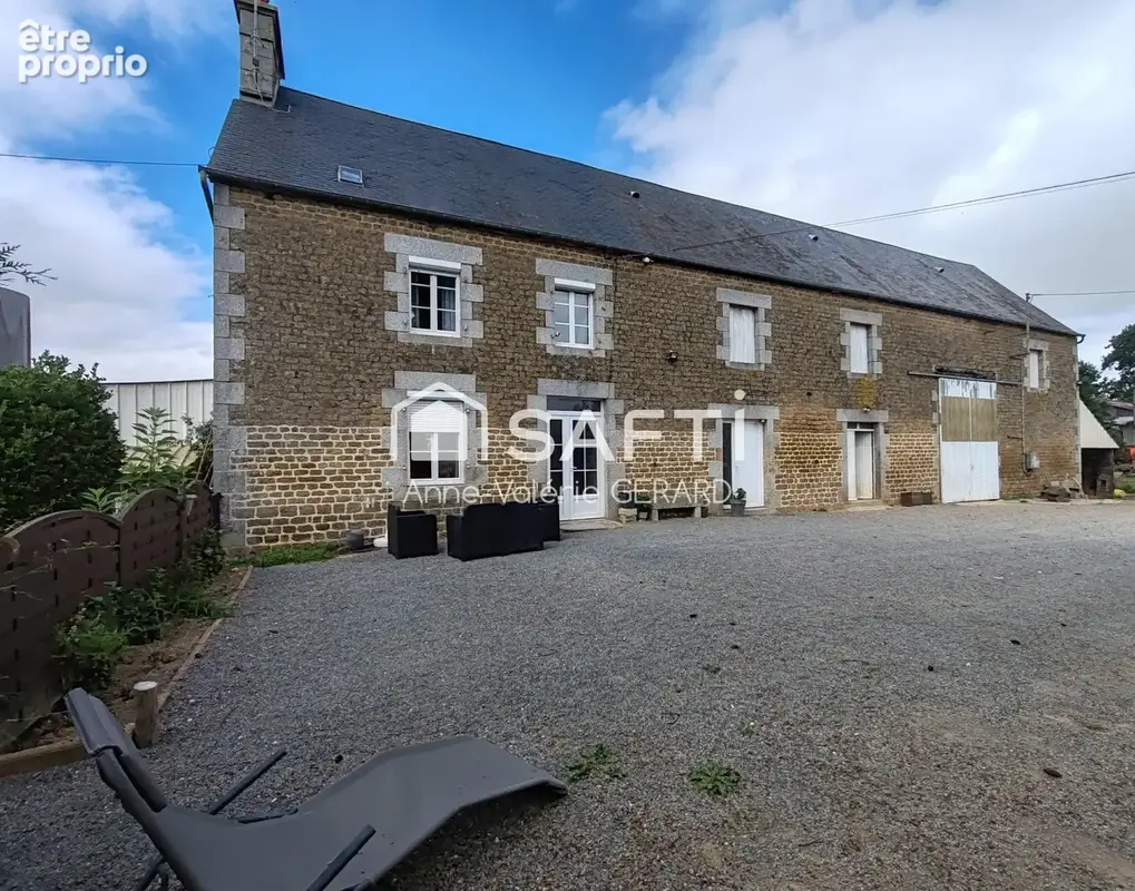 Photo 1 - Maison à FOUGEROLLES-DU-PLESSIS