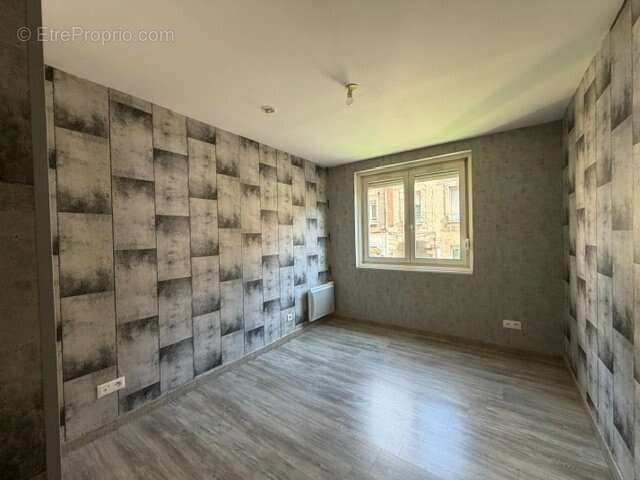 Appartement à ROCHE-LA-MOLIERE