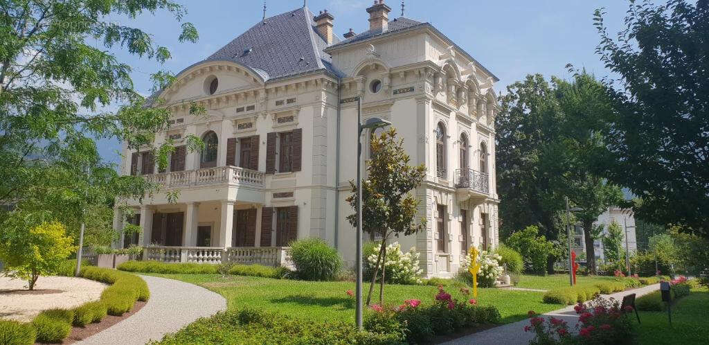 Appartement à ALBERTVILLE