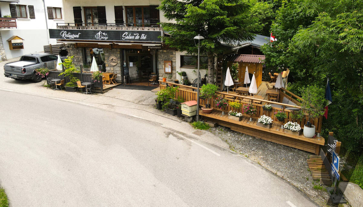 Commerce à LA GIETTAZ