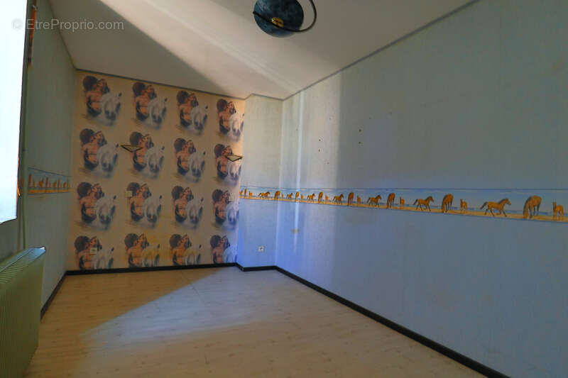 Maison à BEAUREPAIRE