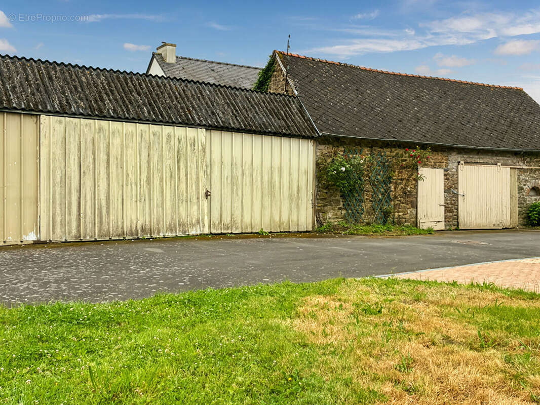 Maison à SAINT-JEAN-SUR-COUESNON