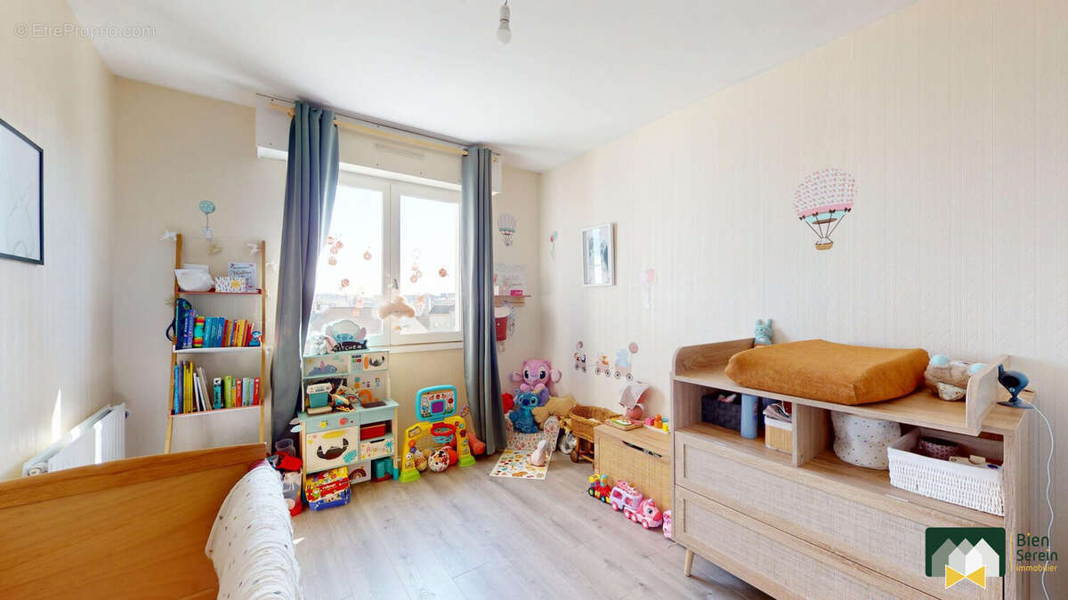 Appartement à MAINVILLIERS