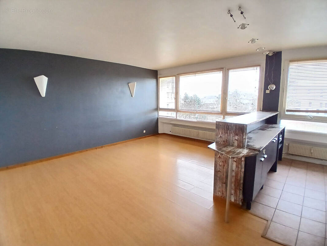 Appartement à HEROUVILLE-SAINT-CLAIR