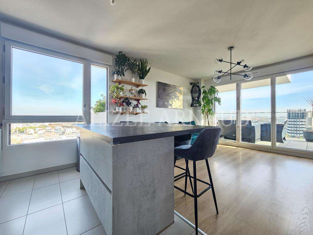 Appartement à ASNIERES-SUR-SEINE