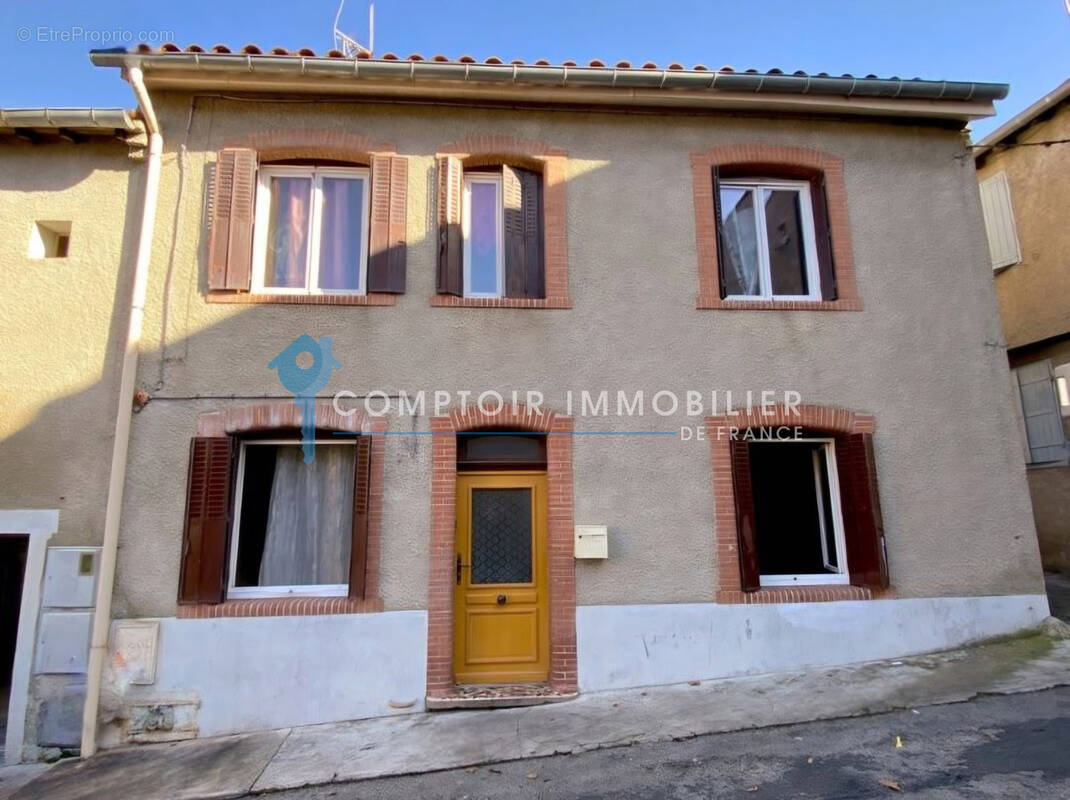 Maison à LABRUGUIERE