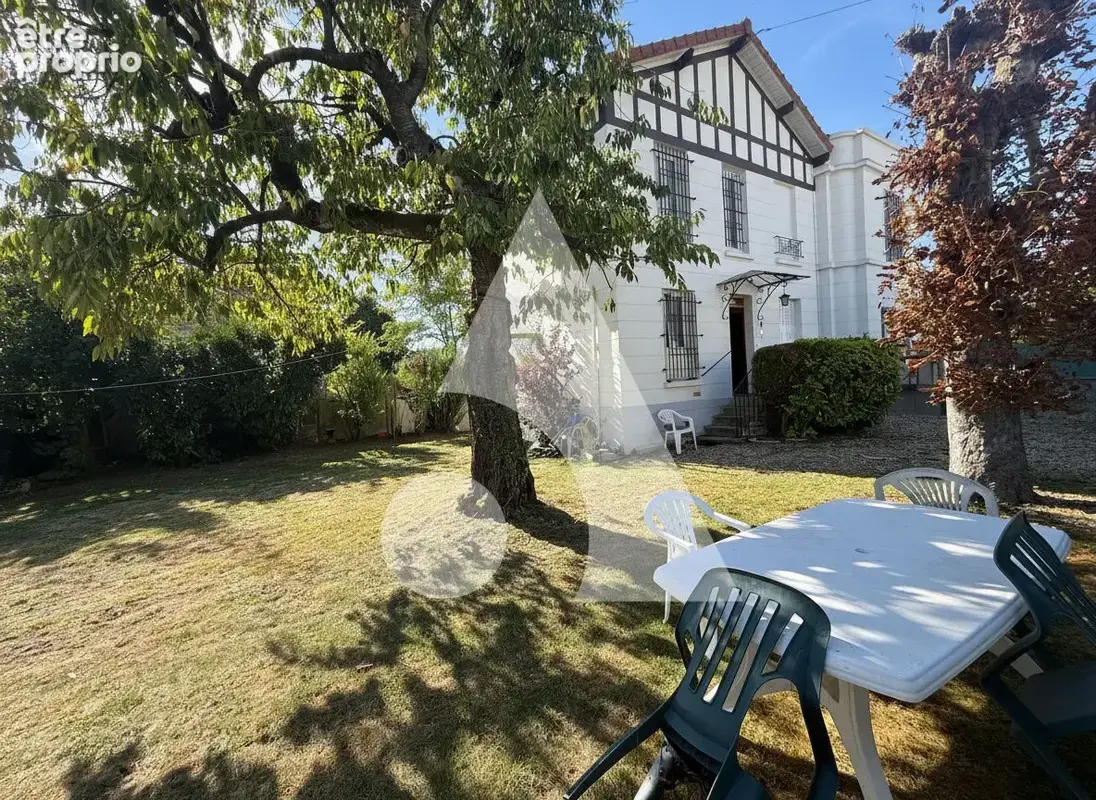 Maison indépendante à Soisy-sous-Montmorency, secteur Petit Lac. - photo 1