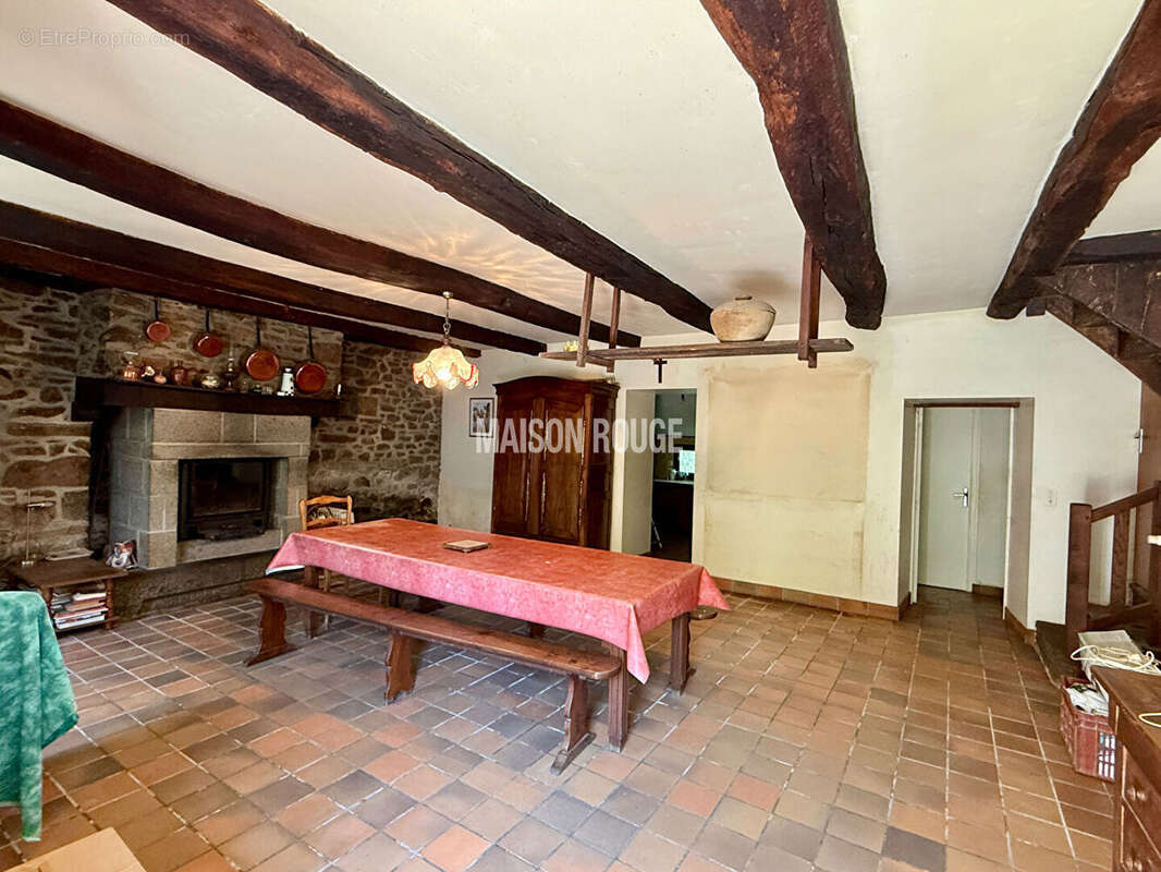 Maison Saint Pere T6 120 M2 avec 400m2 de dépendance - photo 2