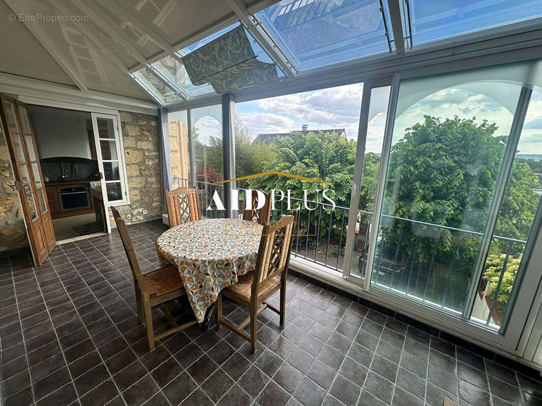 Maison à SAINT-LEU-LA-FORET