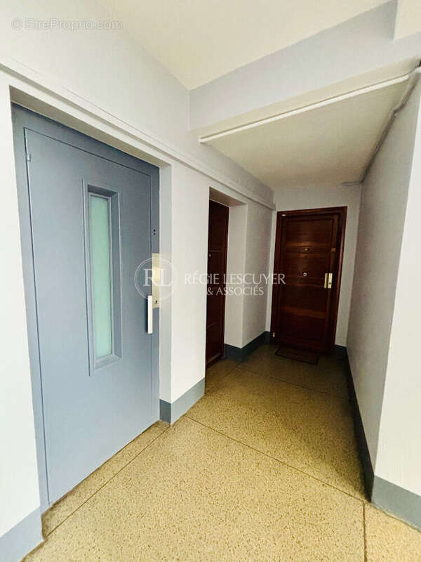 Appartement à OULLINS