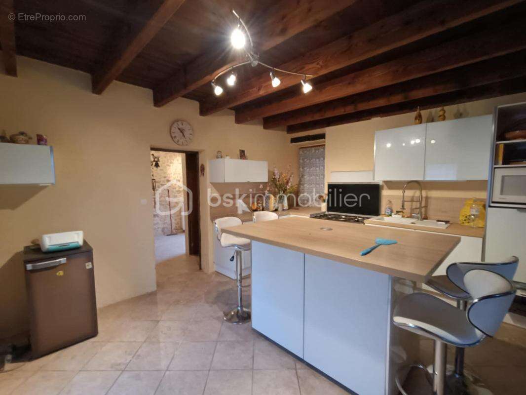 Maison à MONPAZIER
