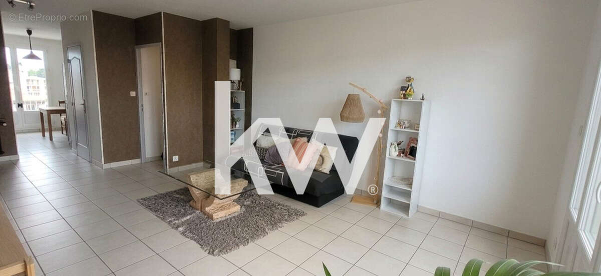 Appartement à SAINT-ETIENNE