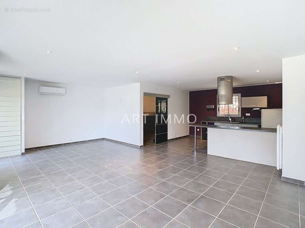 Maison à BEAUMETTES