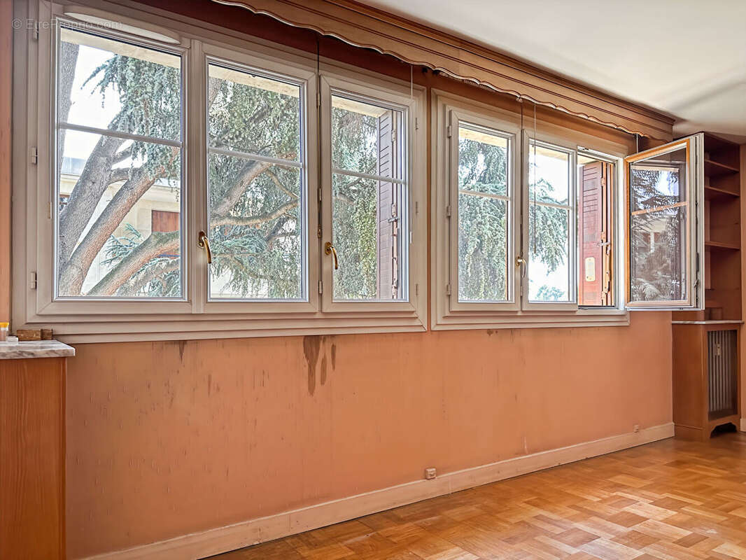 Appartement à ROSNY-SOUS-BOIS