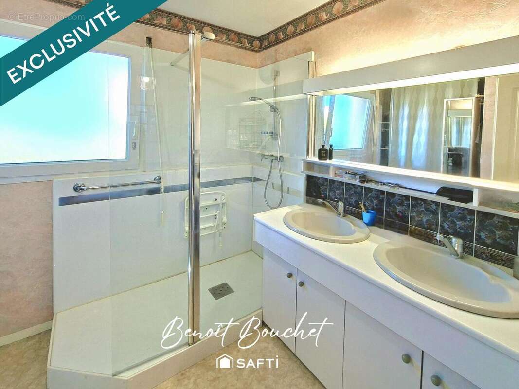 Photo 6 - Maison à COLLEVILLE-MONTGOMERY