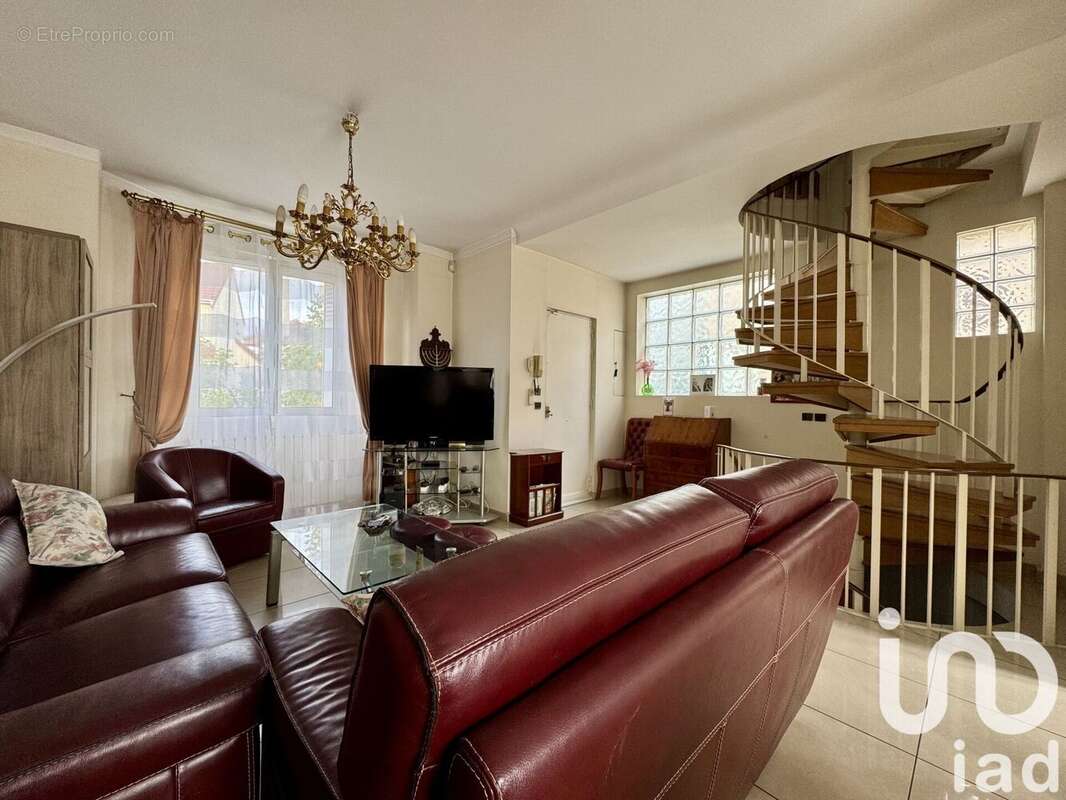 Photo 4 - Maison à LES PAVILLONS-SOUS-BOIS