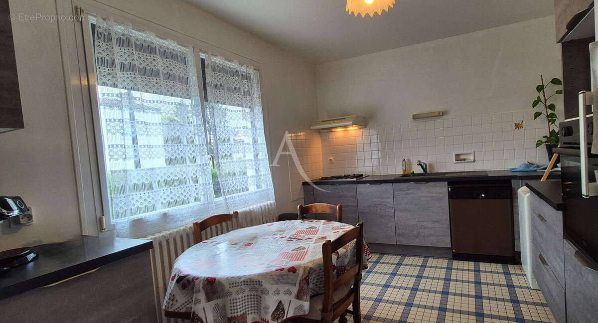 Maison à PONS