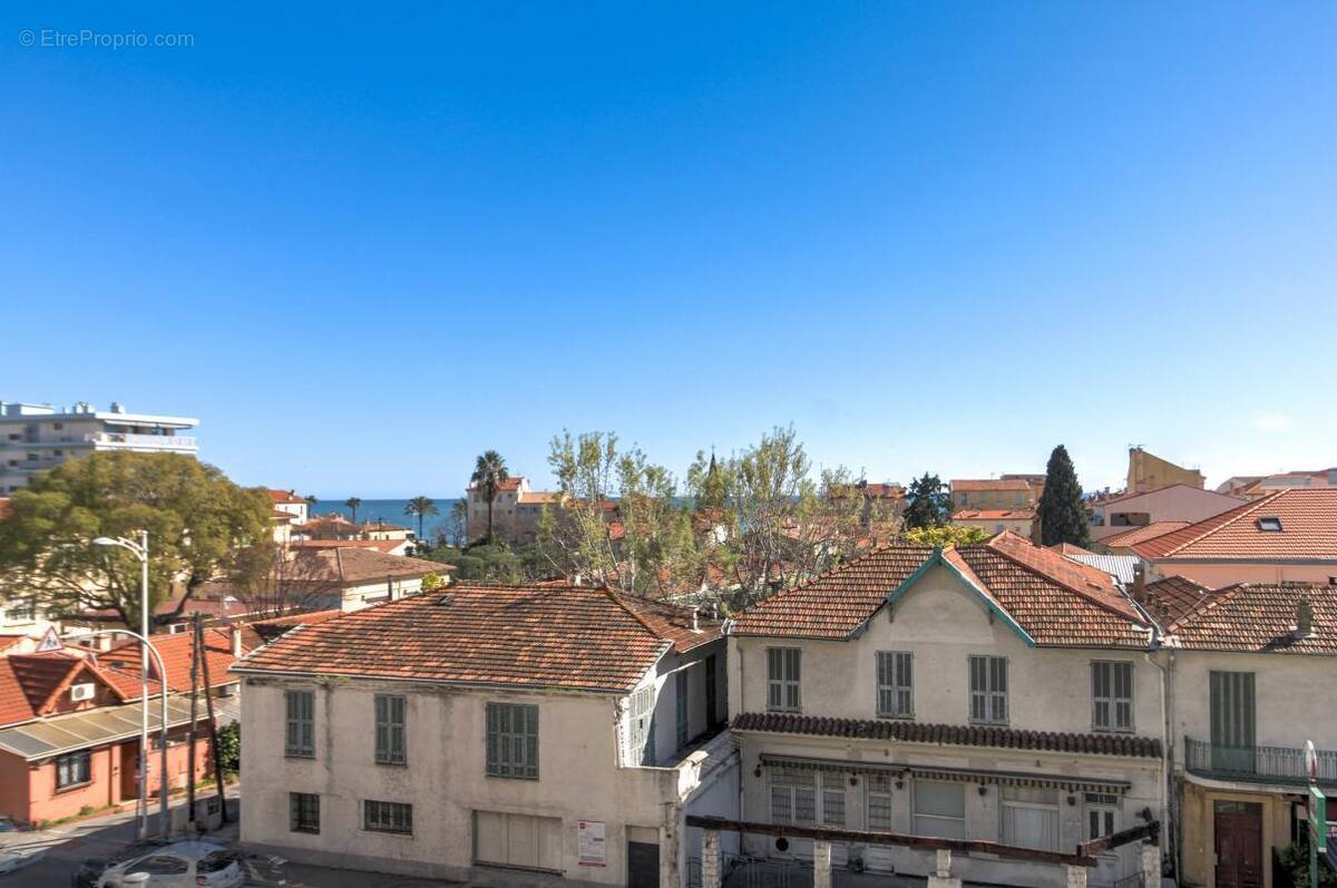 Appartement à CAGNES-SUR-MER