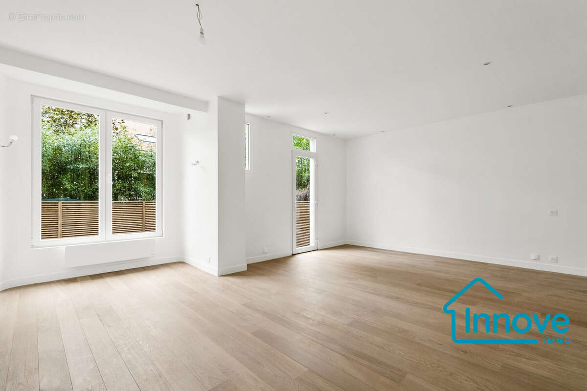 Appartement à SEVRES