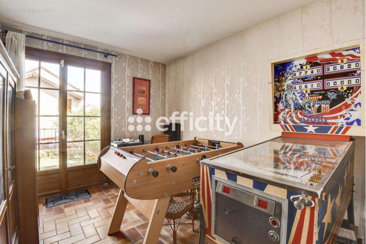 Maison à ROSNY-SOUS-BOIS